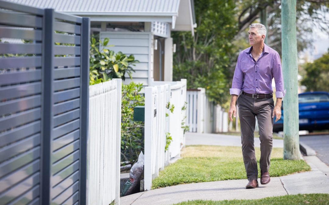 How much does a buyers agent charge in qld?